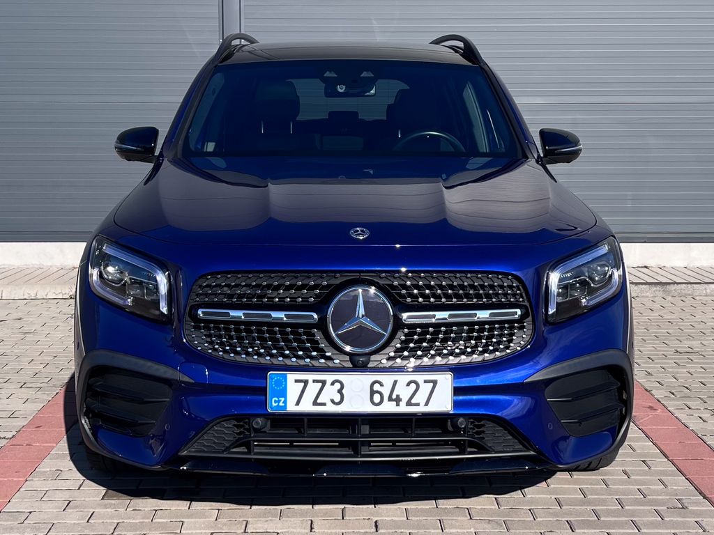 mercedes-benz-glb-220d-4matic-amg-140kw - 1
