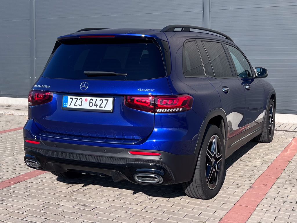 mercedes-benz-glb-220d-4matic-amg-140kw - 3