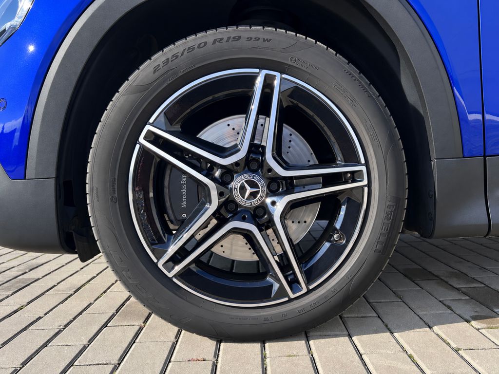 mercedes-benz-glb-220d-4matic-amg-140kw - 8