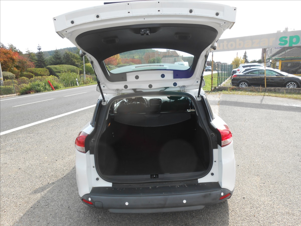 renault-clio-1-2-54-kw-cz-serviska - 8