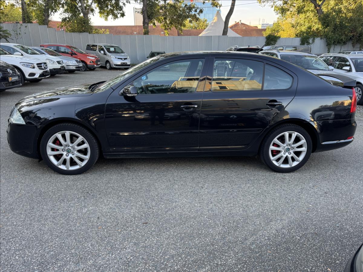 skoda-octavia-2-0-rs-garazovano-rs - 5