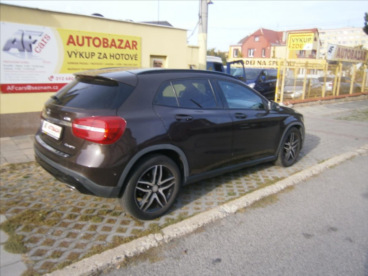 mercedes-benz-gla-2-2-cdi-4-matic - 5
