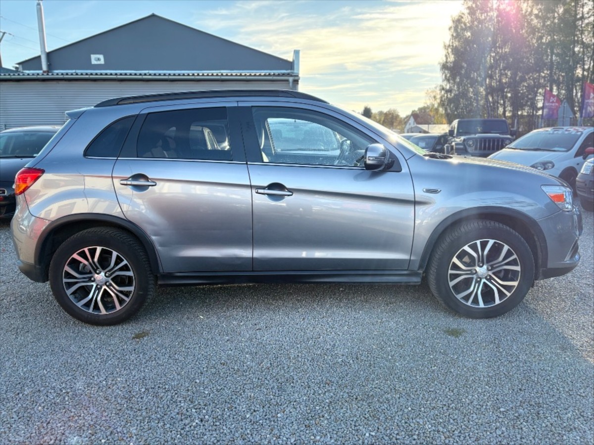 mitsubishi-asx-1-6-di-d - 4