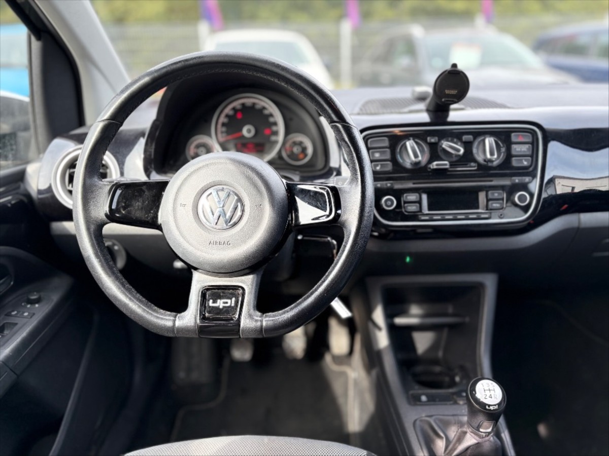 volkswagen-up-1-0-black-edition-55-kw - 6