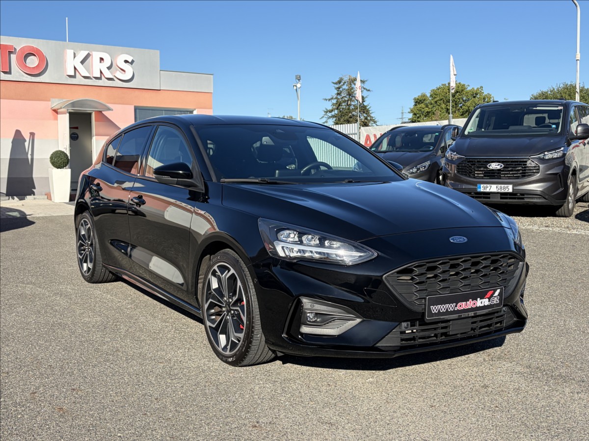 Ford Focus 1,5 EB 111KW ST-Line,LED,B&O,Navi,,Head-Up,ACCTemp
