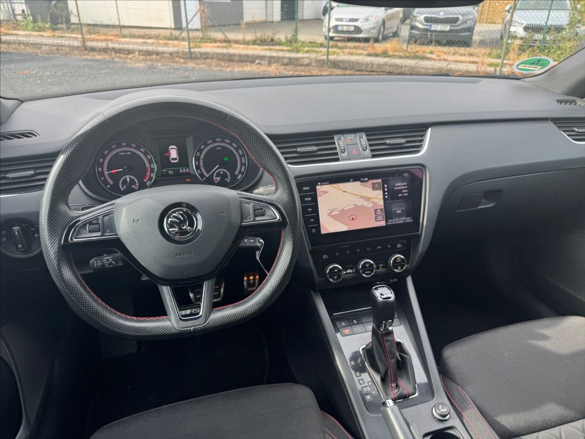 skoda-octavia-2-0-tdi-rs-4x4-dsg-serviska - 6