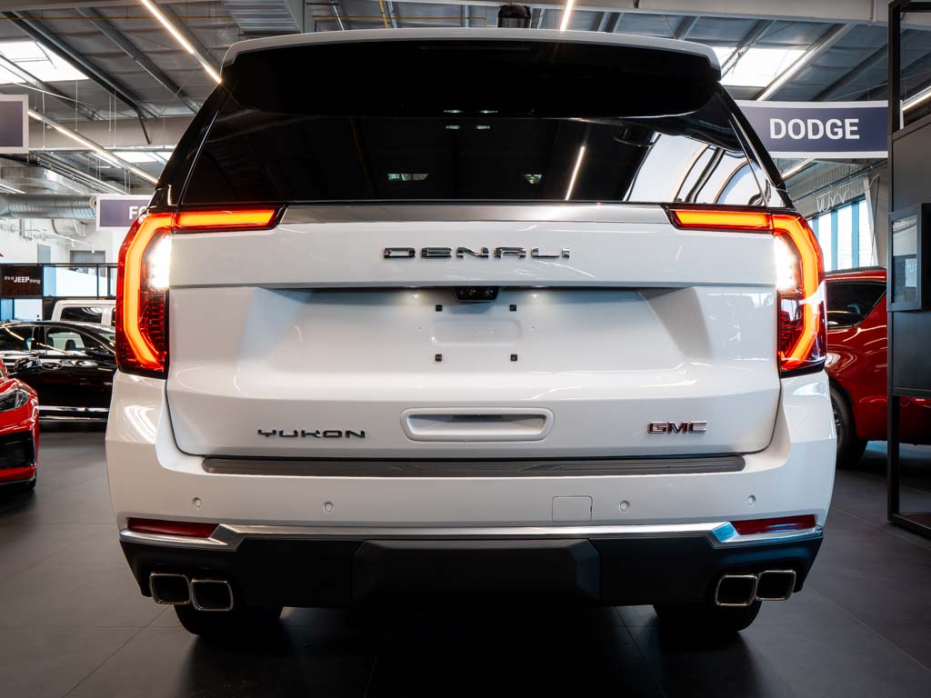 gmc-yukon-6-2-v8-denali-reserve-package - 3
