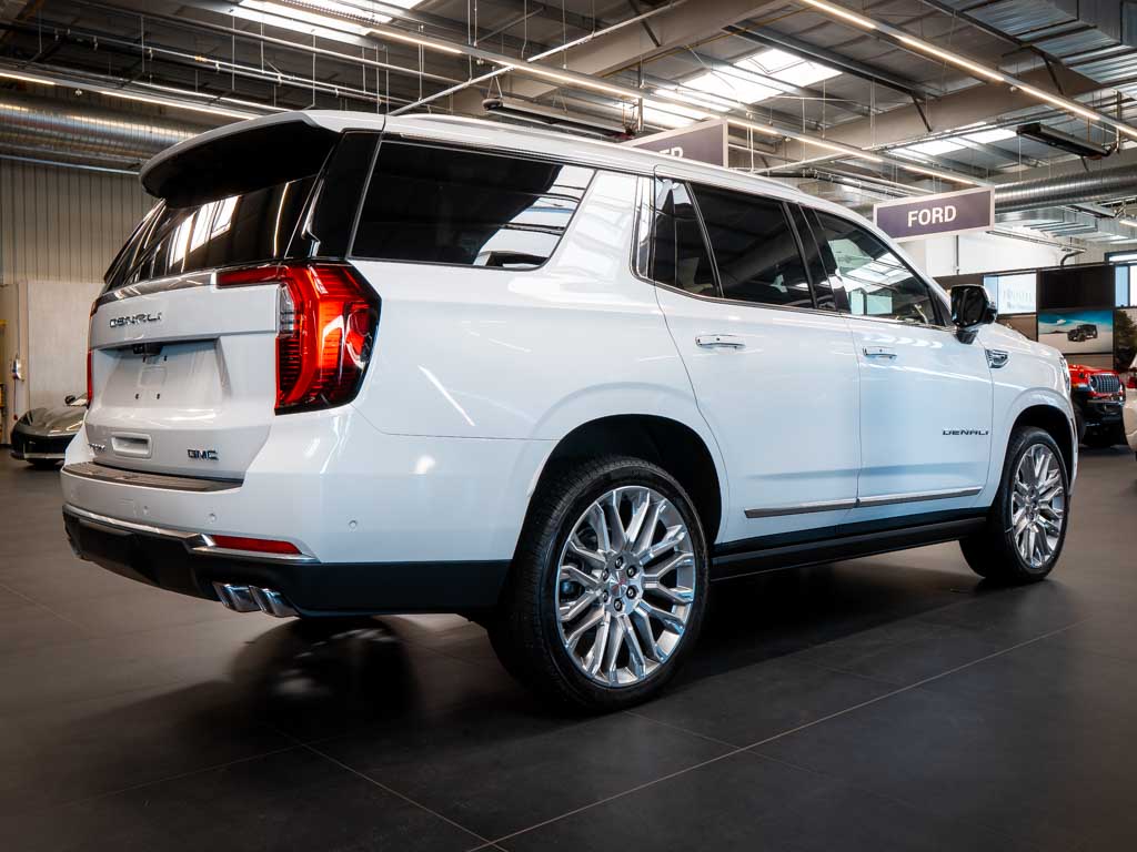 gmc-yukon-6-2-v8-denali-reserve-package - 8