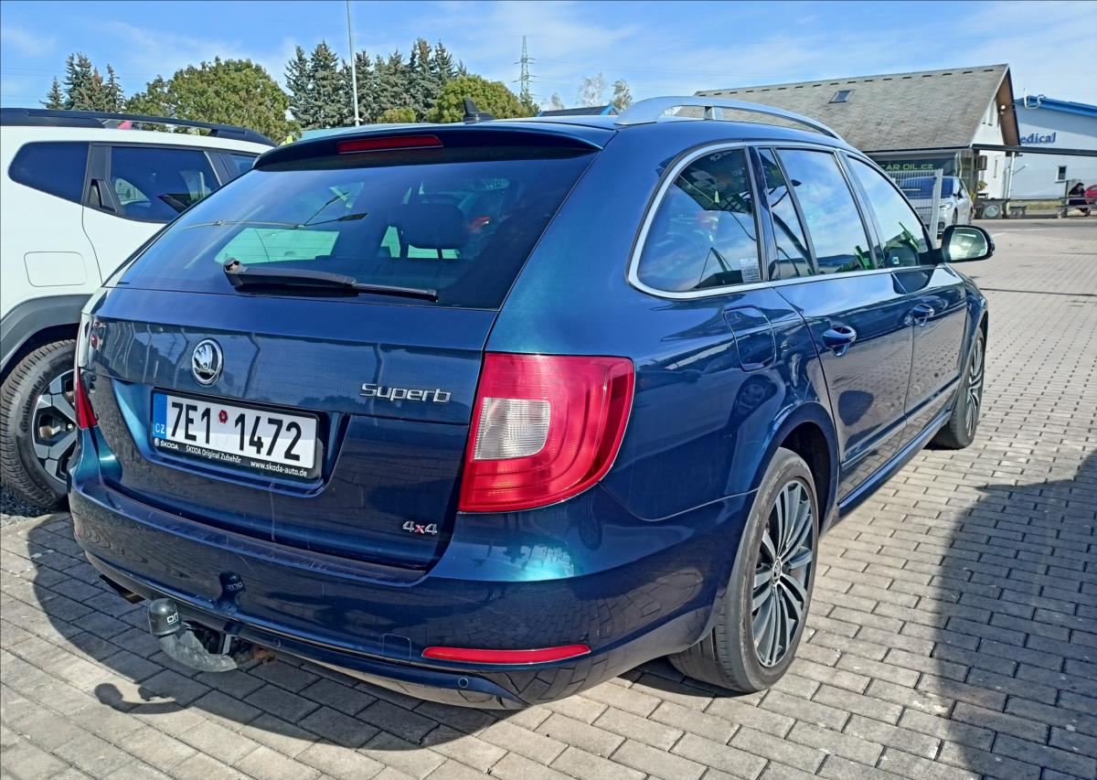 skoda-superb-2-0-dsg-4x4 - 2