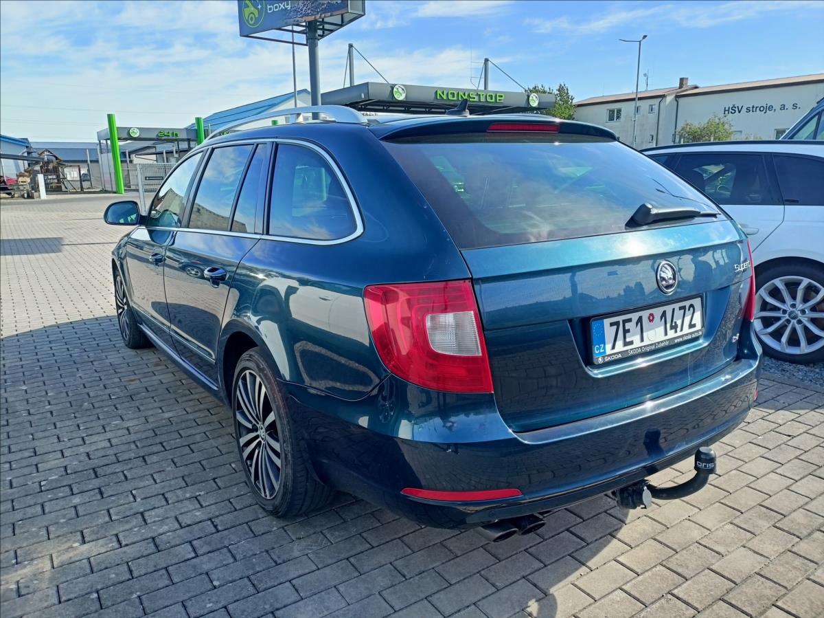 skoda-superb-2-0-dsg-4x4 - 3
