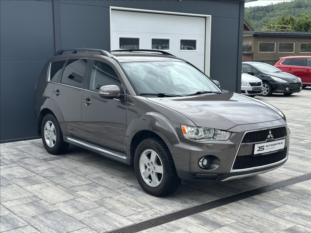 mitsubishi-outlander-2-2-di-d-177ps-x-tra - 4