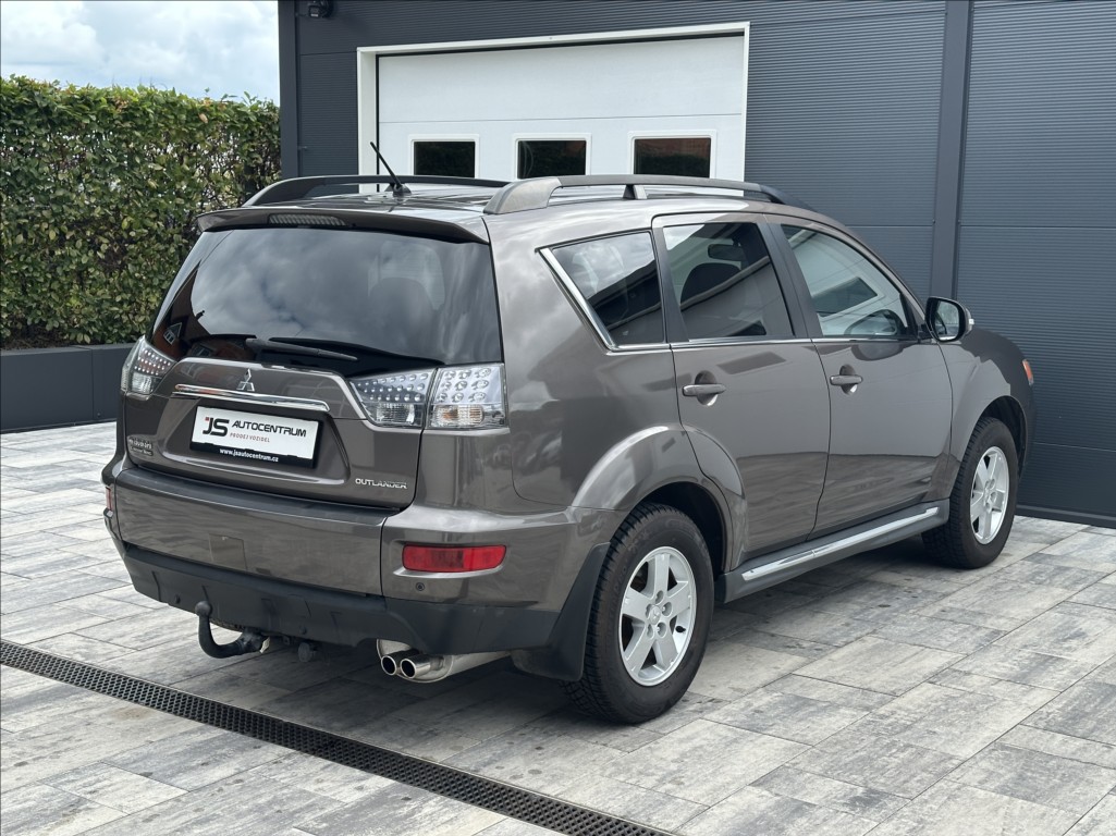 mitsubishi-outlander-2-2-di-d-177ps-x-tra - 6