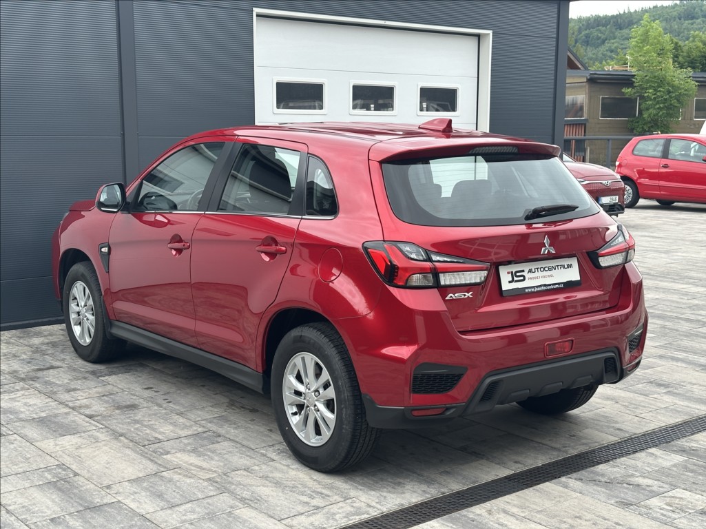 mitsubishi-asx-2-0-150ps-intro-edition - 9