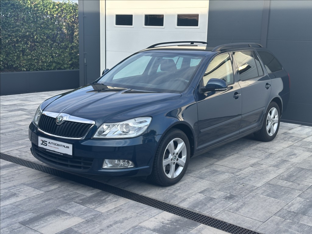 skoda-octavia-1-8-tsi-152ps-ambition-family - 1