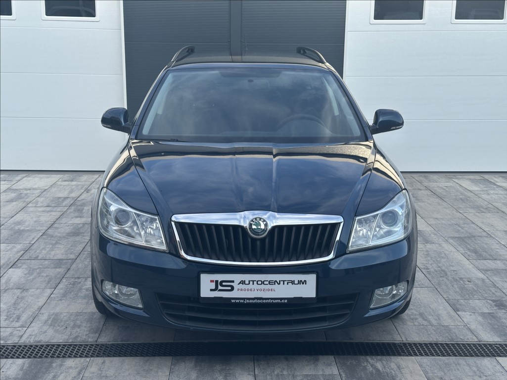 skoda-octavia-1-8-tsi-152ps-ambition-family - 2