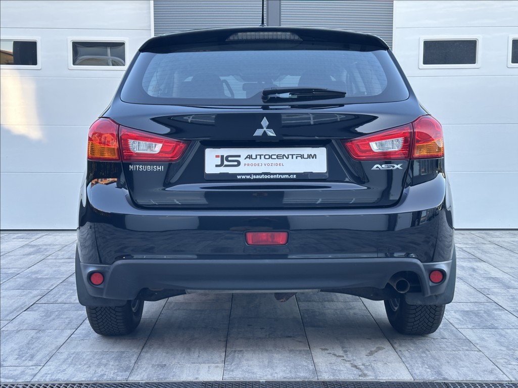 mitsubishi-asx-1-6-117ps-invite - 8