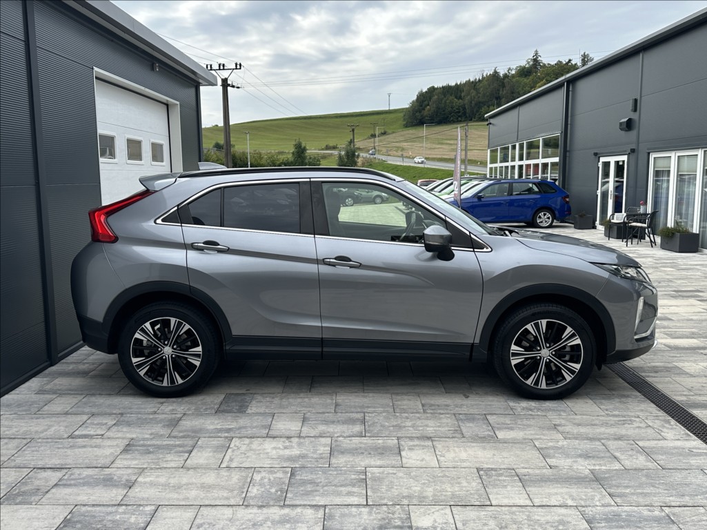 mitsubishi-eclipse-cross-1-5-turbo-163ps-spirit - 5