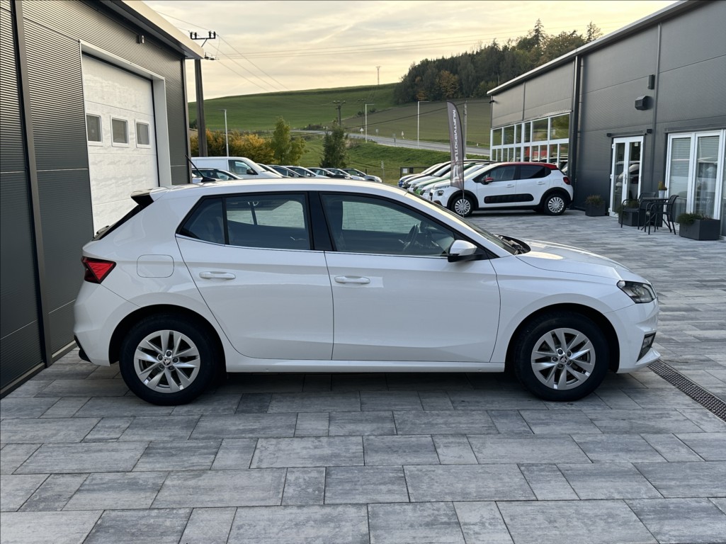 skoda-fabia-1-0-tsi-110ps-style-dsg - 5
