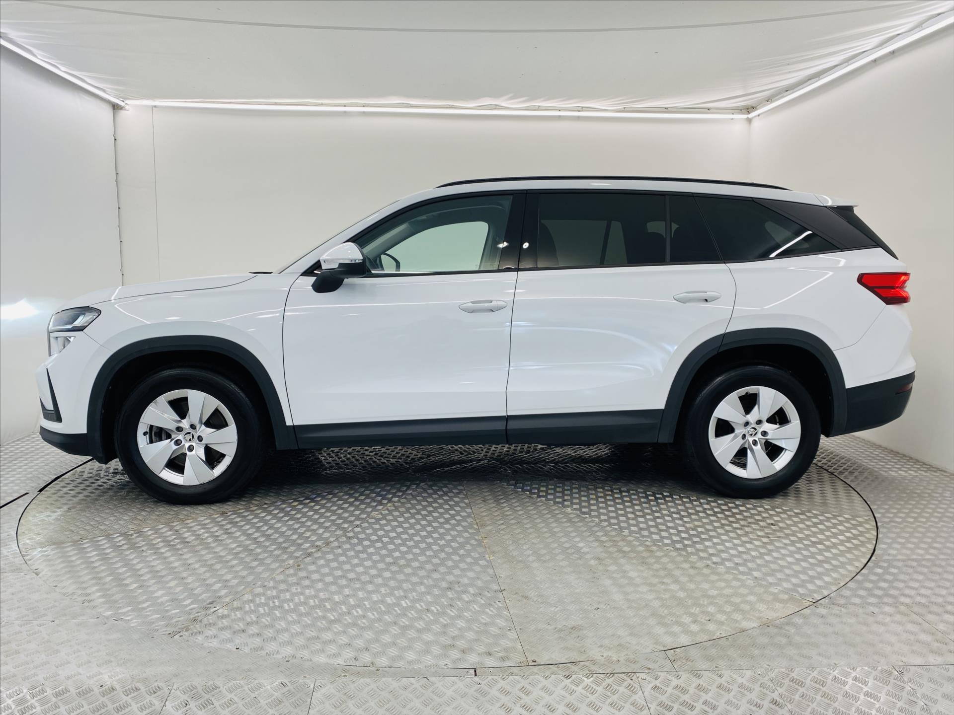 skoda-kodiaq-2-0-tdi-110kw-dsg-selection - 2