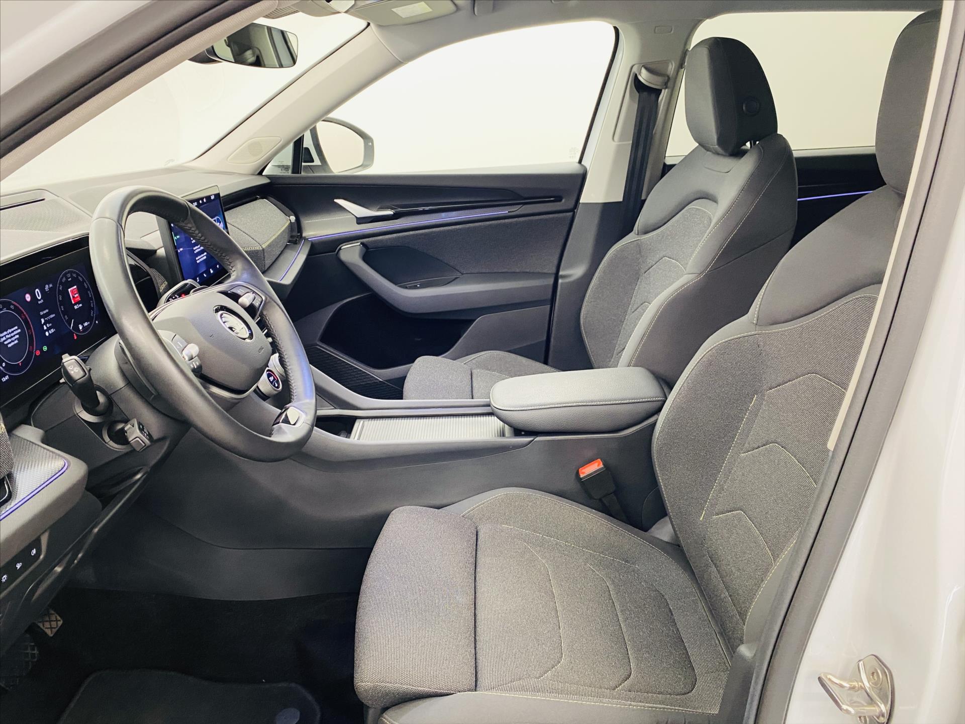 skoda-kodiaq-2-0-tdi-110kw-dsg-selection - 4