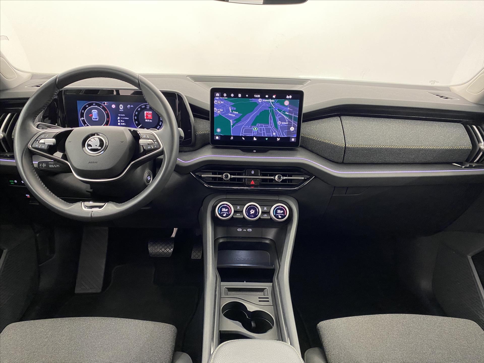 skoda-kodiaq-2-0-tdi-110kw-dsg-selection - 8