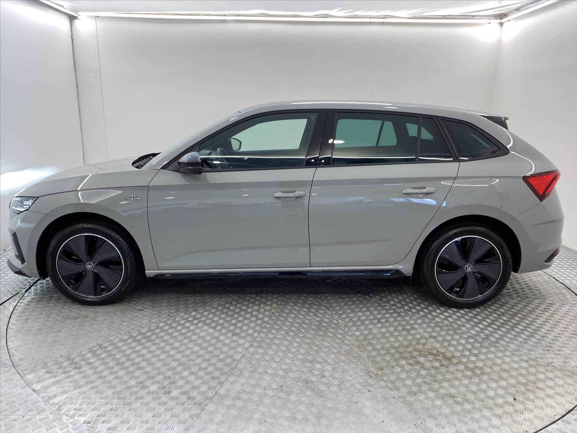 skoda-scala-1-0-tsi-85kw-dsg-monte-carlo - 2