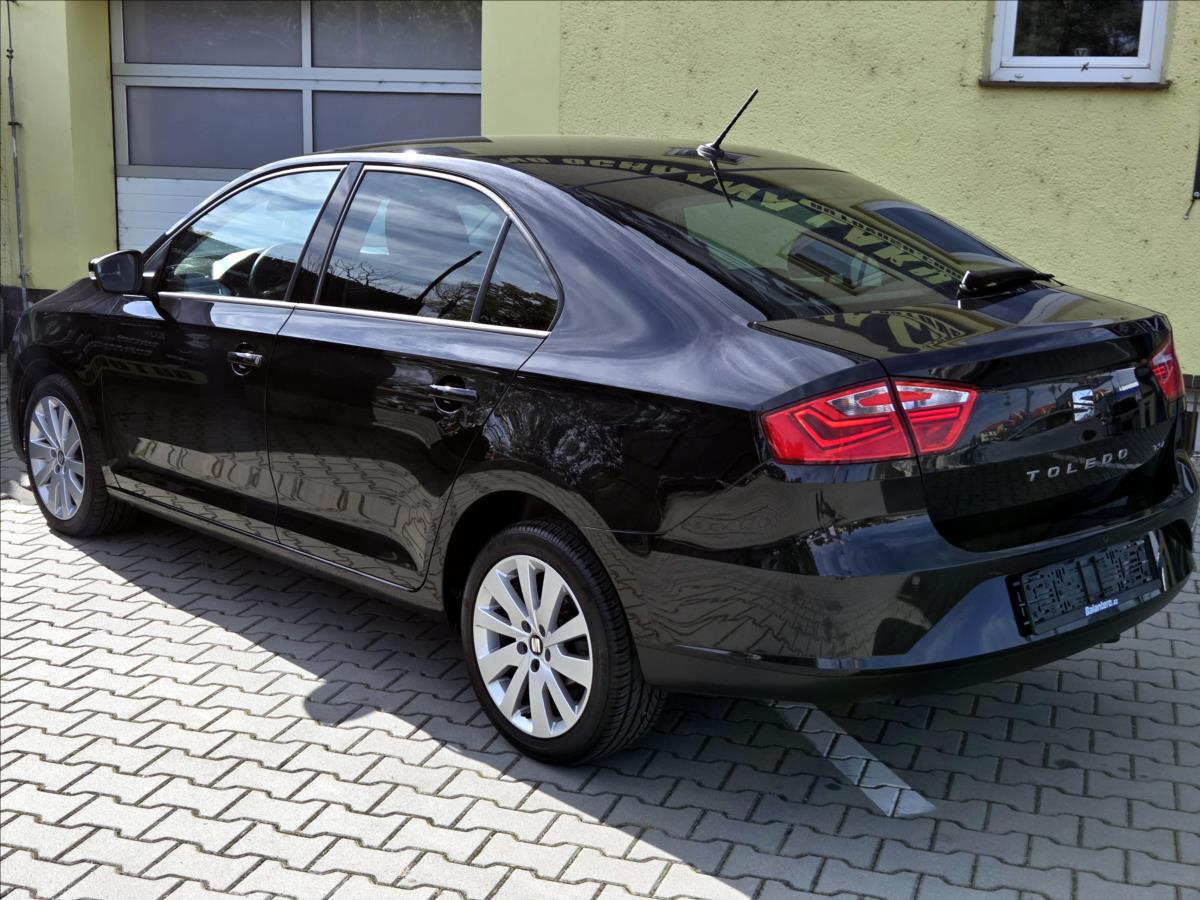 seat-toledo-1-2-tsi-style-serv-kn-cebia - 9