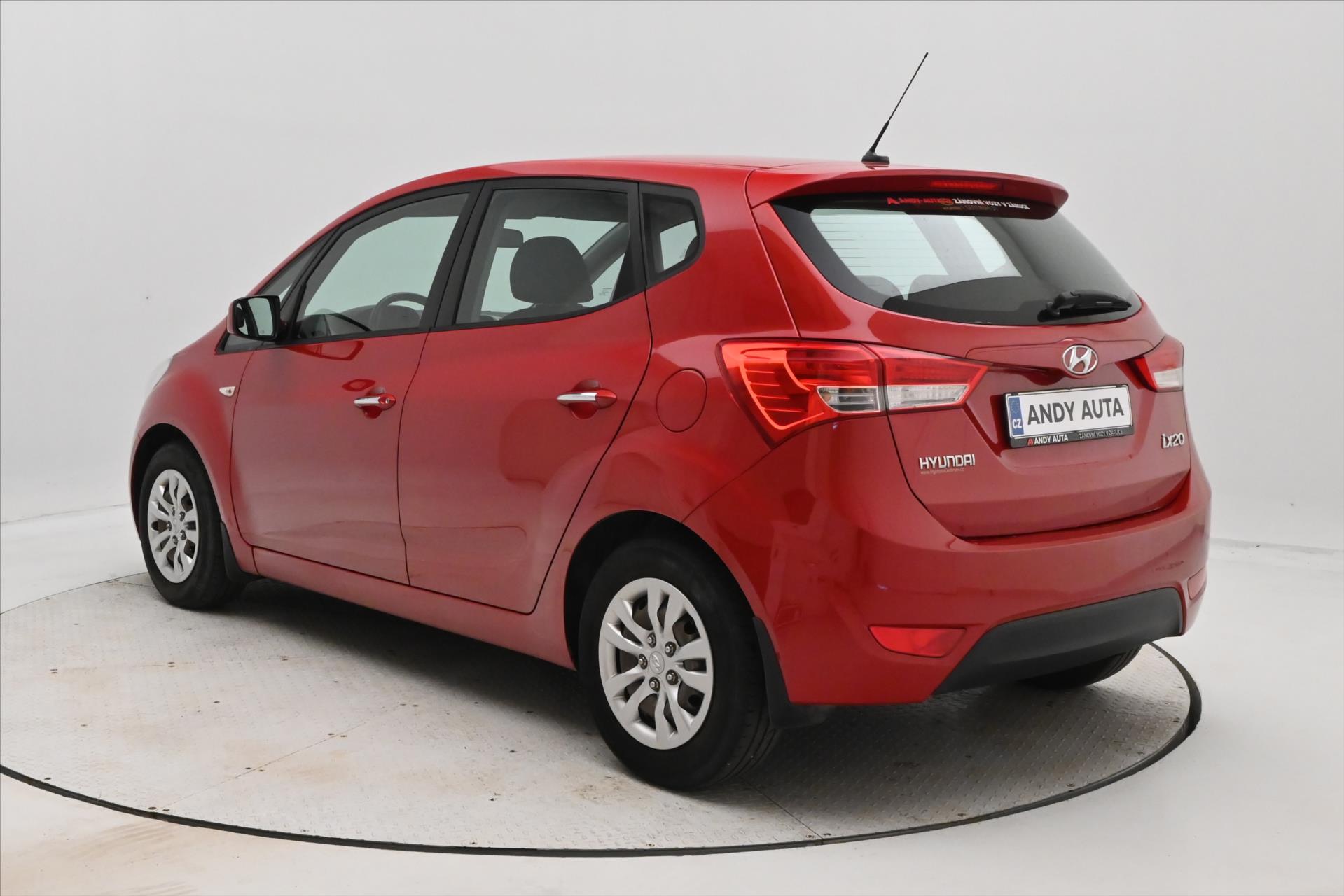hyundai-ix20-1-4-66kw-cvvt-manual-zaruka-az-5-let - 6