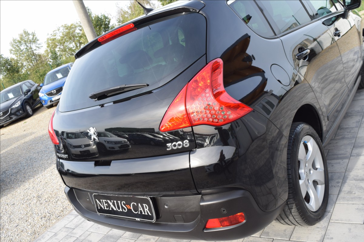 peugeot-3008-1-6-i-88kw-alu-navi-panorama - 7