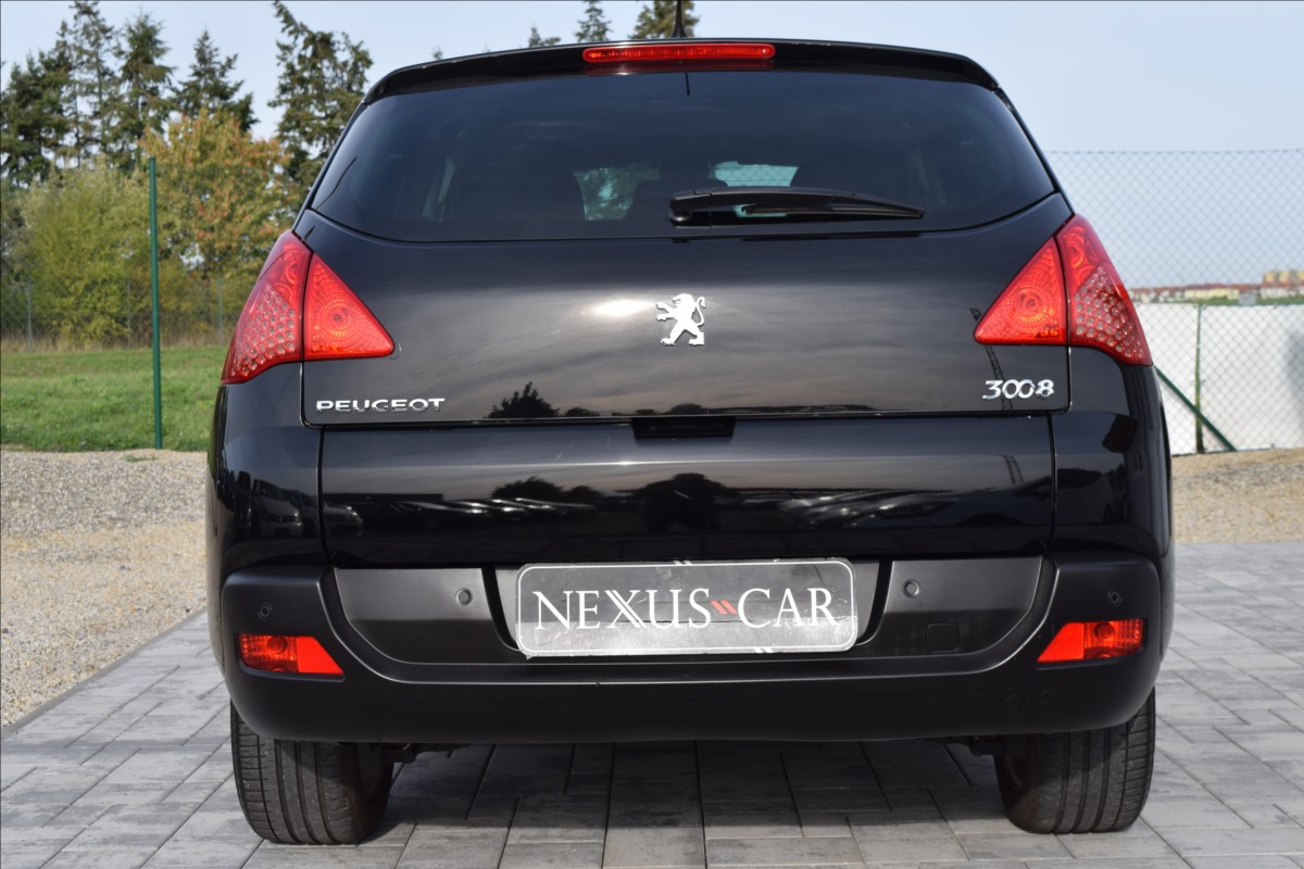 peugeot-3008-1-6-i-88kw-alu-navi-panorama - 8