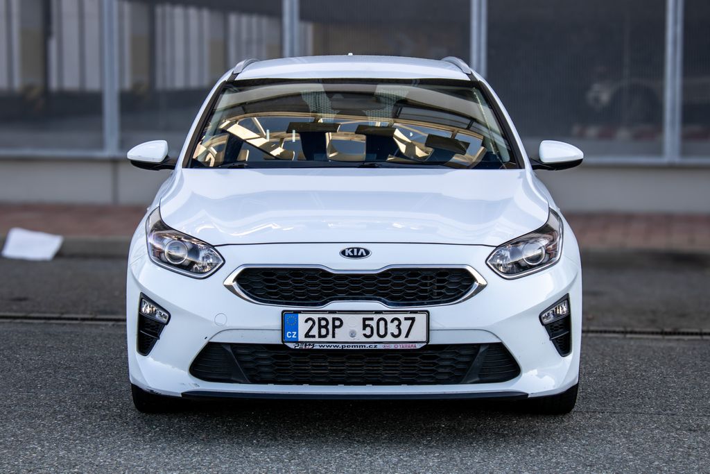 kia-ceed - 1
