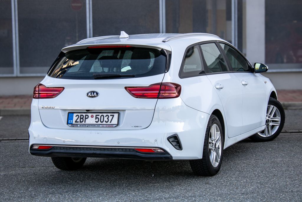 kia-ceed - 3