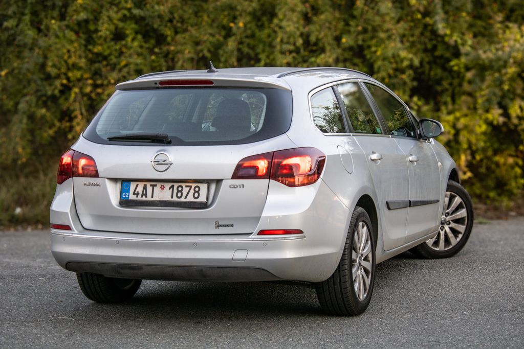 opel-astra - 3