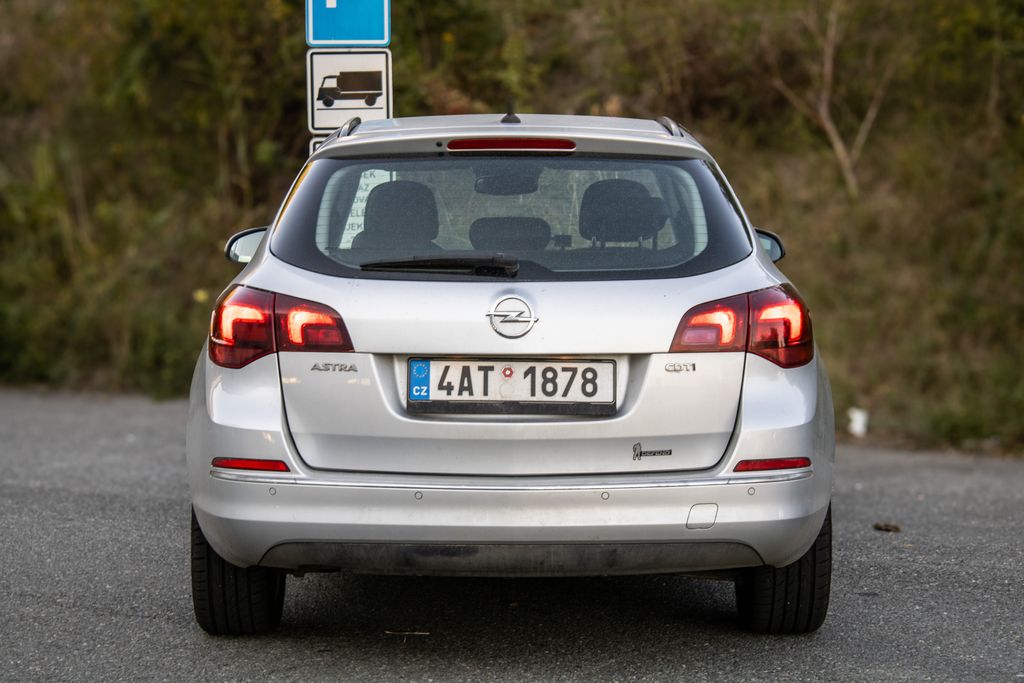 opel-astra - 4