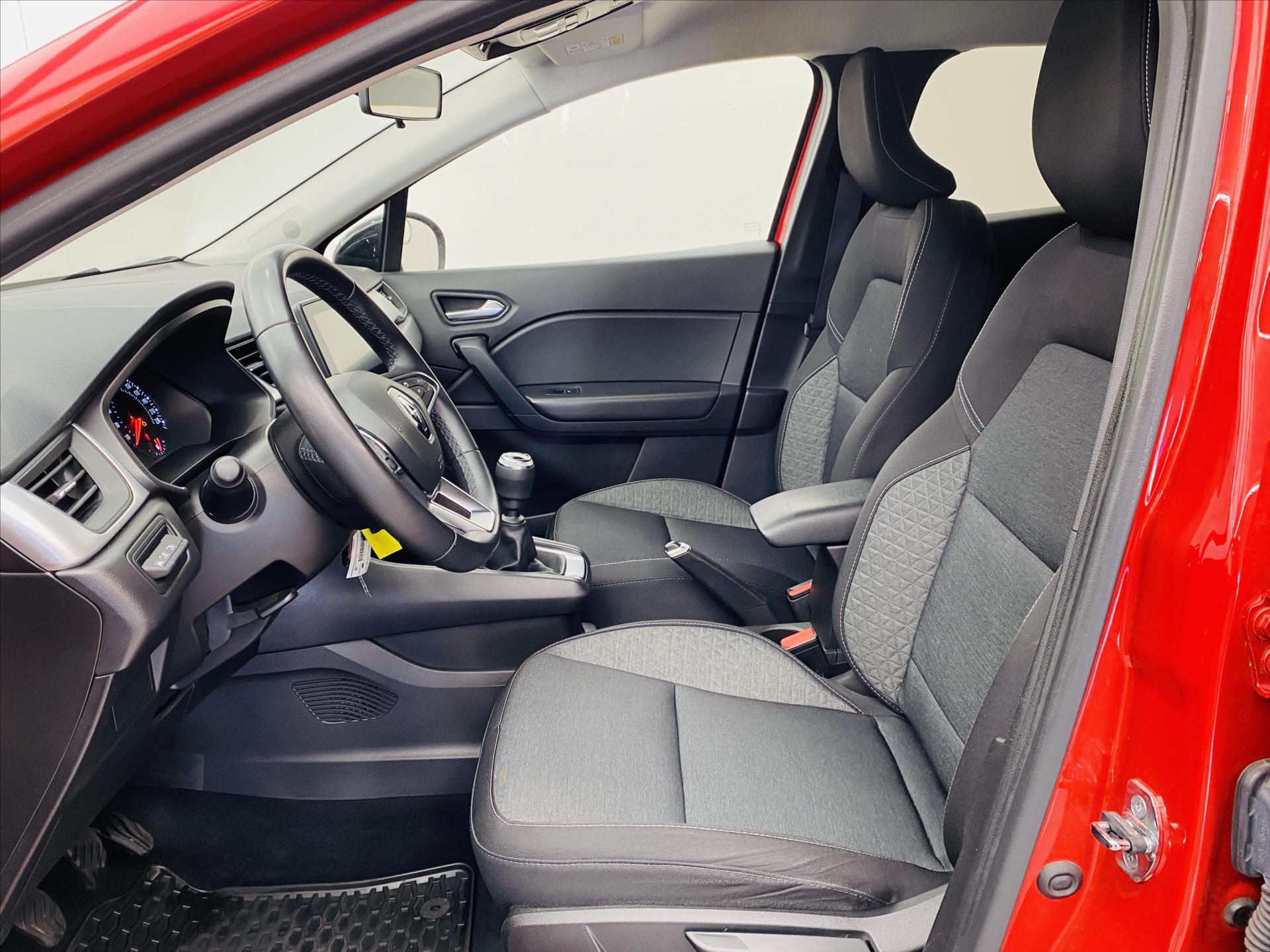 renault-captur-1-0-tce-67kw-1-maj-cr - 4