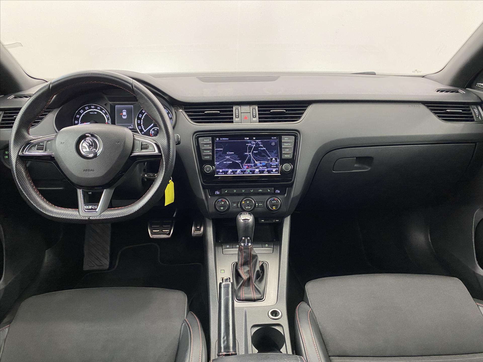 skoda-octavia-2-0-tdi-dsg-135-kw-rs - 8