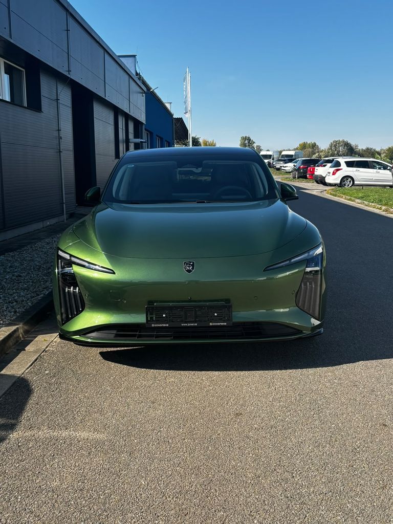 dongfeng-exclusive-reev - 1