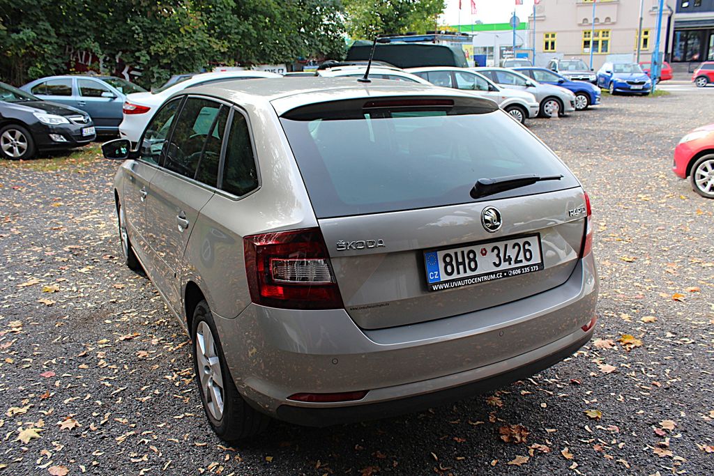 skoda-rapid-1-0-tsi-70-kw-spaceback - 7