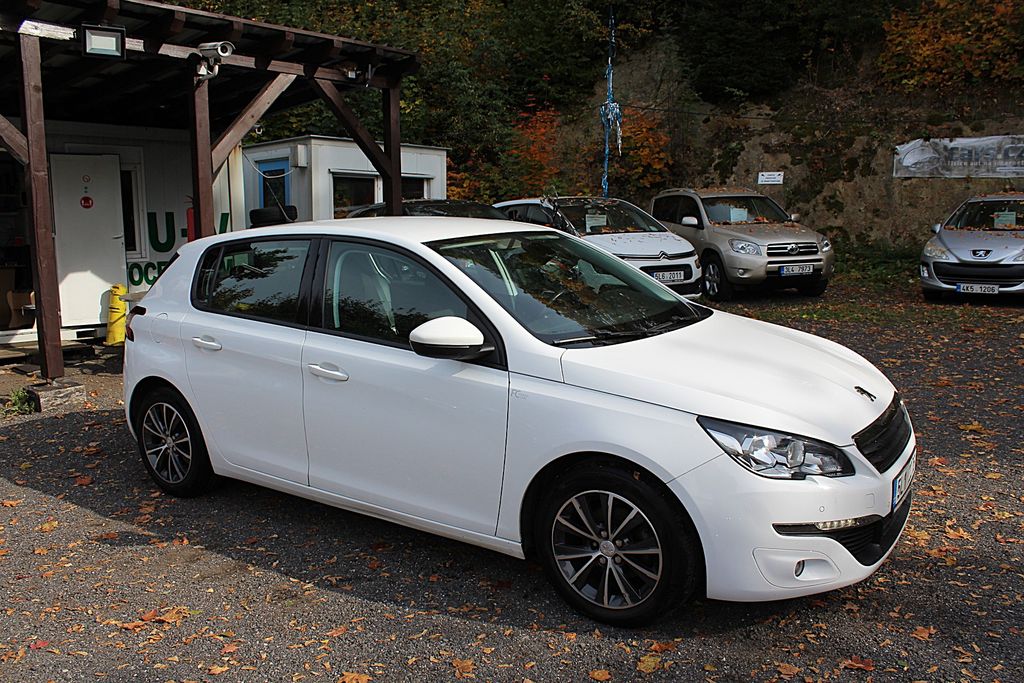 peugeot-308-1-2-96-kw-navi - 3