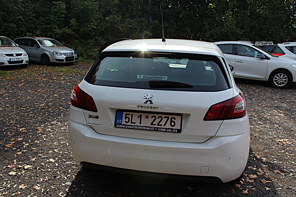 peugeot-308-1-2-96-kw-navi - 9