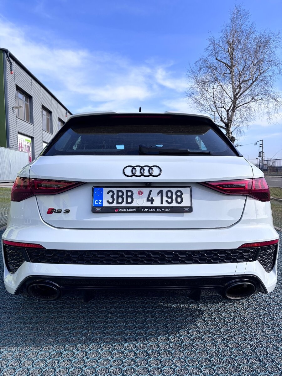 audi-rs-3-2-5-tfsi-294kw-quattro - 1