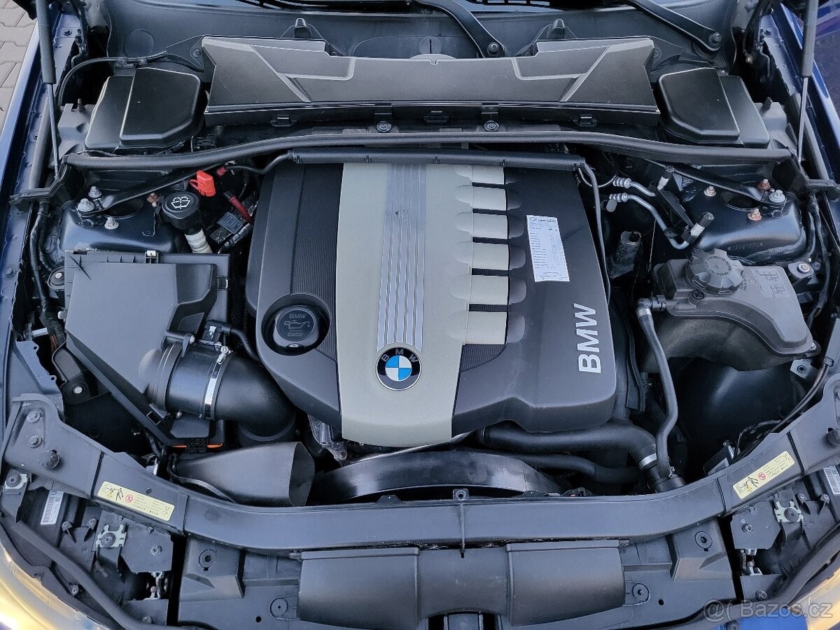 bmw-rada-3-3-0-330d-facelift-m-paket - 6