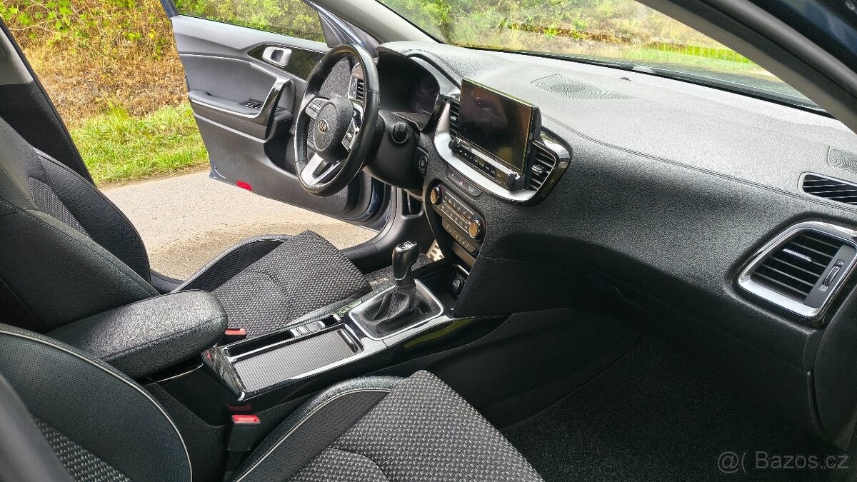 kia-xceed-1-6-t-gdi-exclusive-2020-150kw - 5