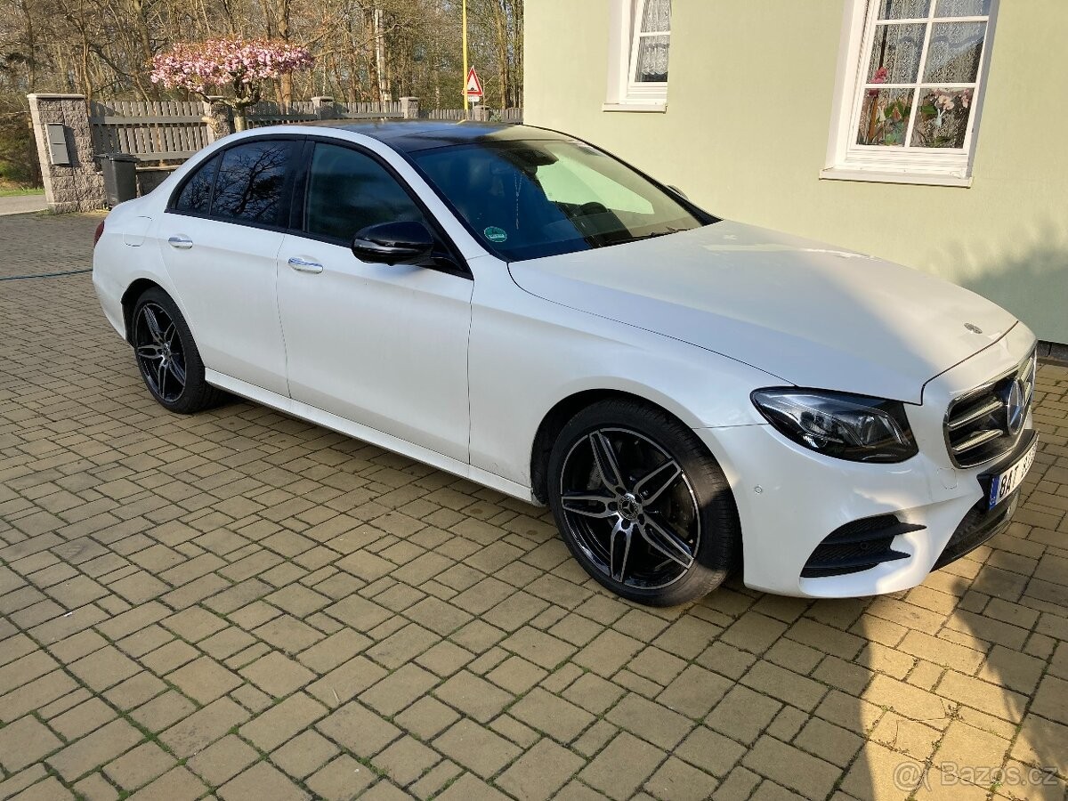 Mercedes-Benz Třídy E 450 E 4MATIC Avantgarde
