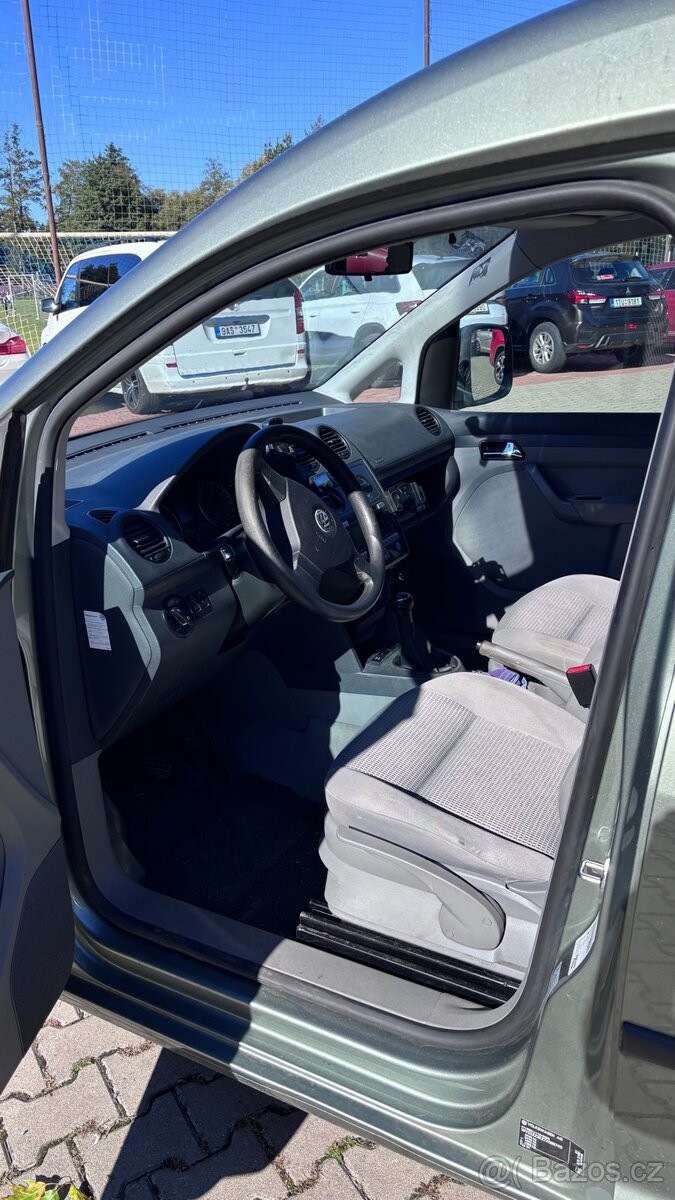 volkswagen-caddy-1-9-life-tdi-224000-km - 4