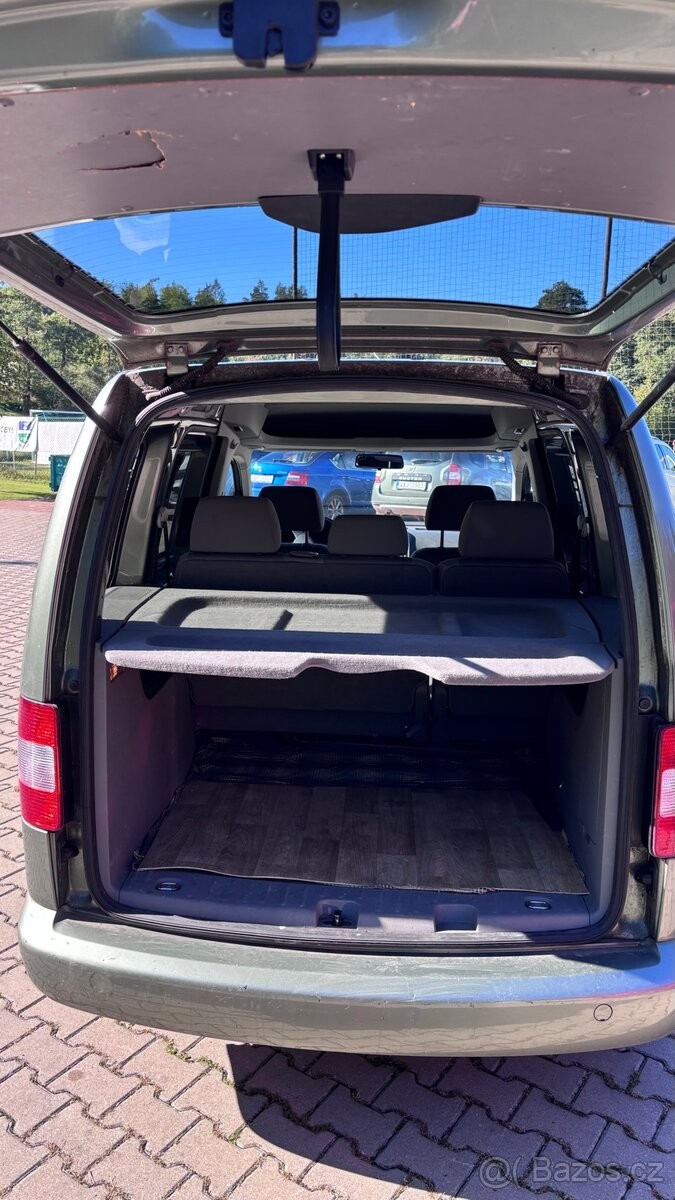 volkswagen-caddy-1-9-life-tdi-224000-km - 5