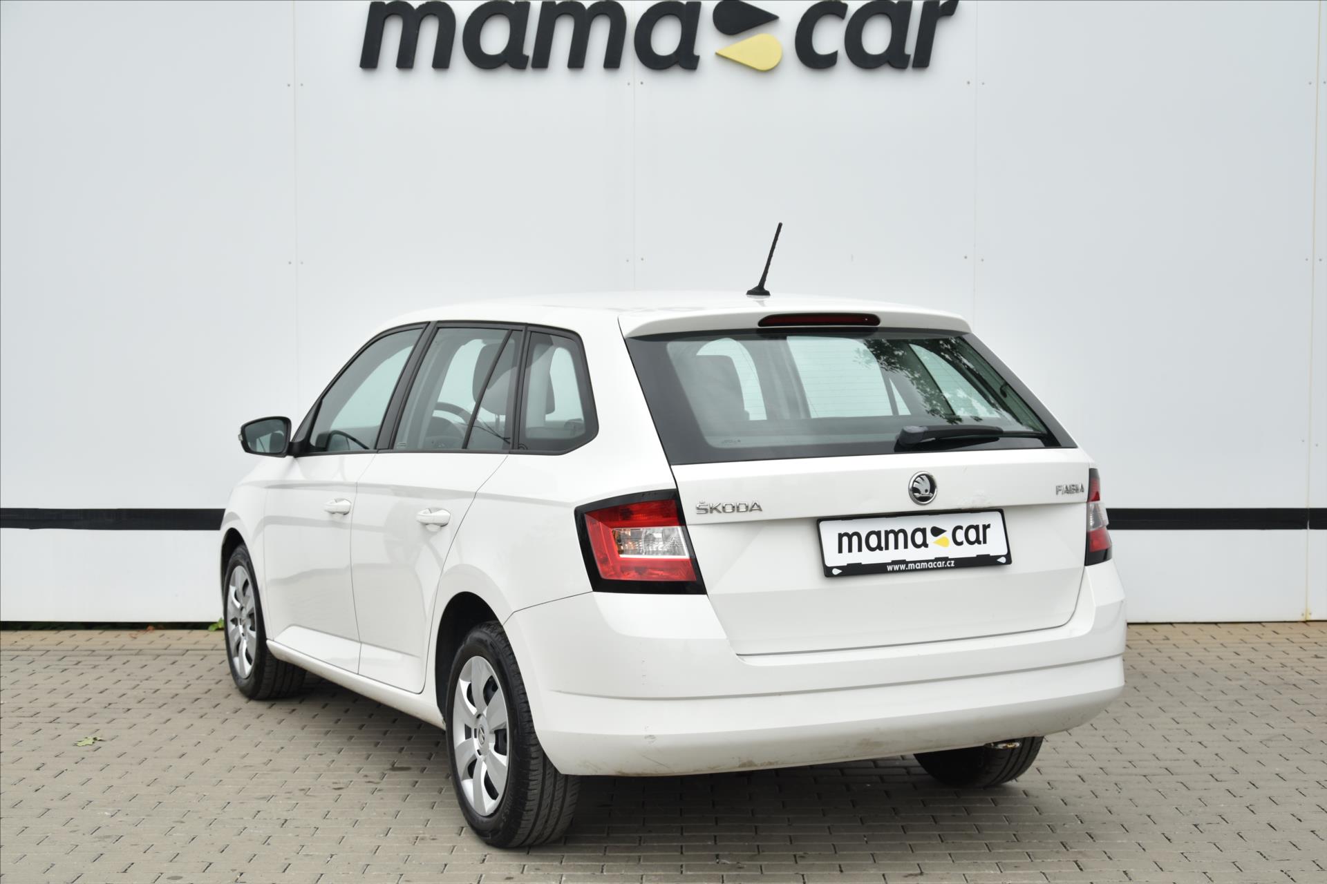 skoda-fabia-1-2tsi-1-majitel-dph-cr - 4