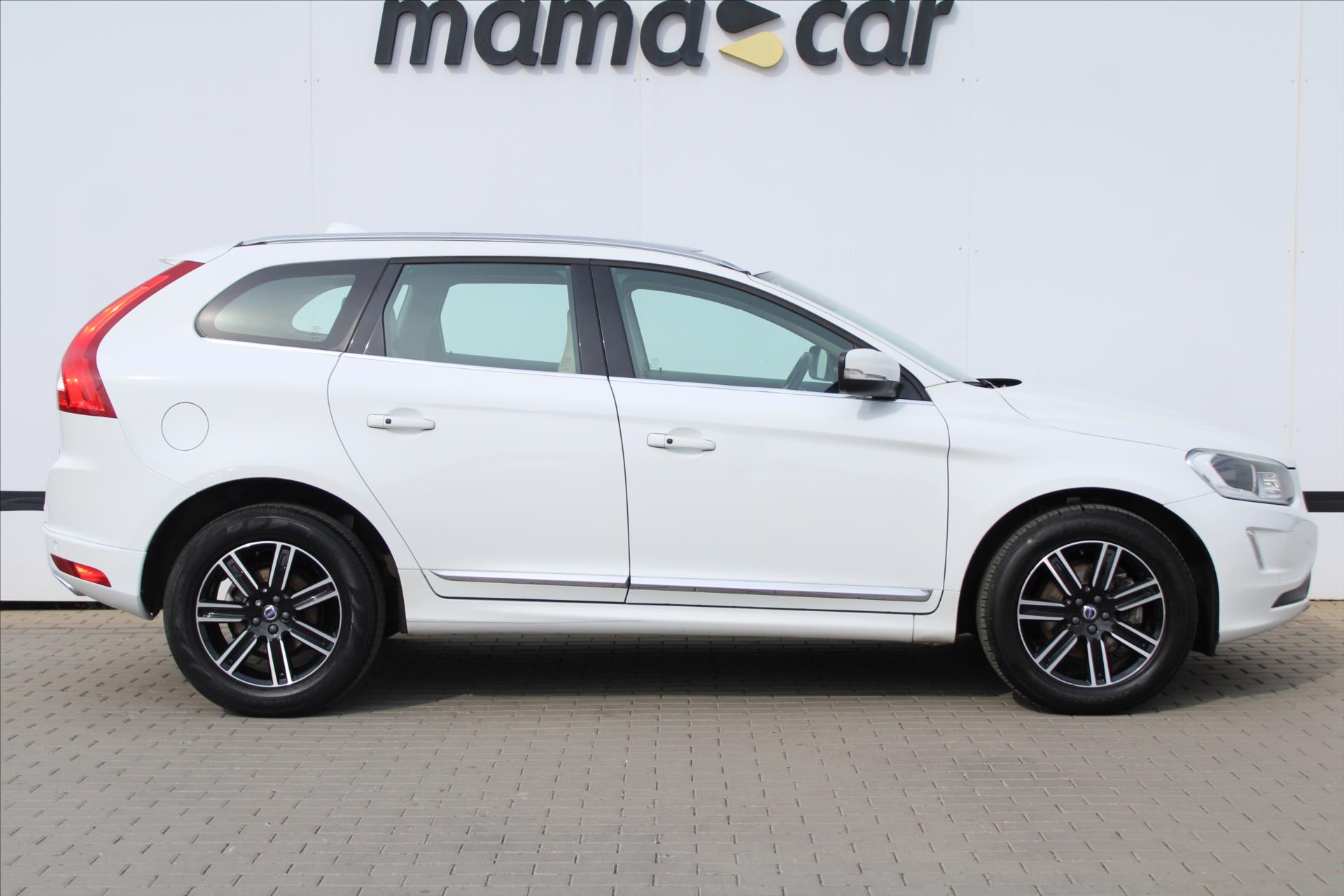 volvo-xc60-2-4-d4-140kw-summum - 7