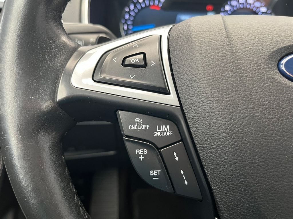 ford-galaxy-2-0-eb-titanium-led-tazne - 9