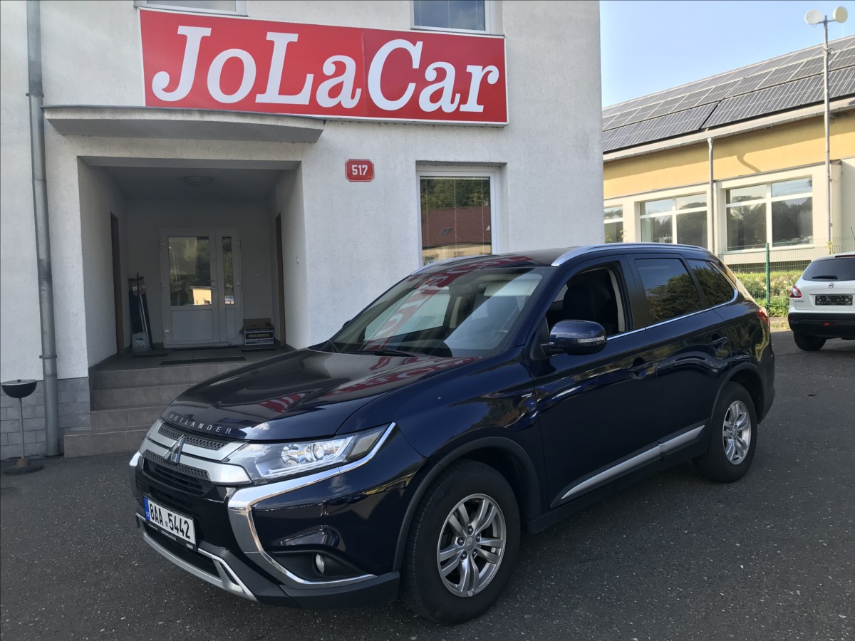 mitsubishi-outlander-2-0-i-4x2-110kw-mt - 1